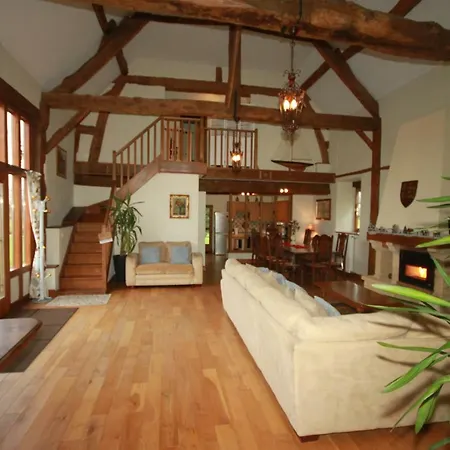 D'hotes La Difference-le Pressoir Frühstückspension 4*