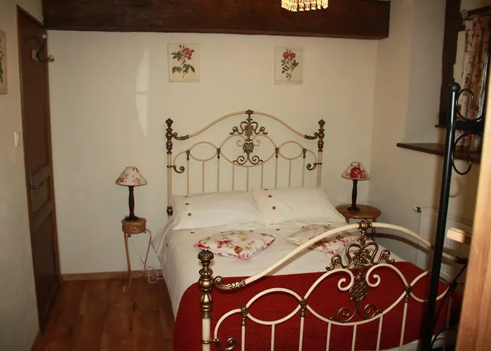 D'hotes La Difference-le Pressoir Bed & Breakfast Rouelle